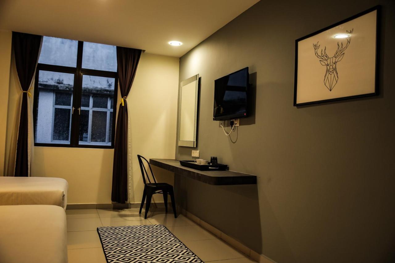 Mars Hotel Kuala Lumpur Exterior photo